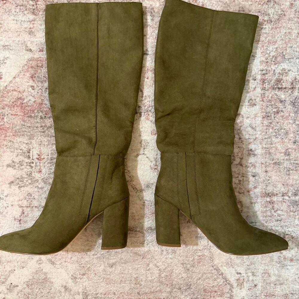 Lulus Women's Green and Khaki Boots